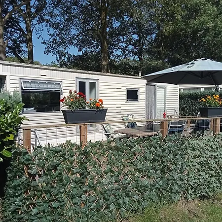 Gezellige, Knusse, Stacaravan Banjer Schoonloo Exterior photo